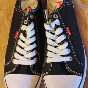 COPY - Levi's Black and White Classic Sneakers